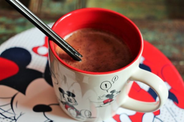Healthy Hot Chocolate - Warm, Sweet and Nourishing 