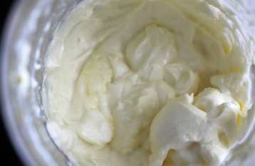 Dr-Budwig-Oil-Cheese-Mixture