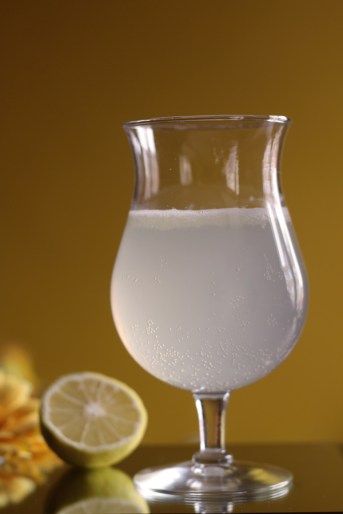 Lemon-Soda-Drink-FoodInLoveOut